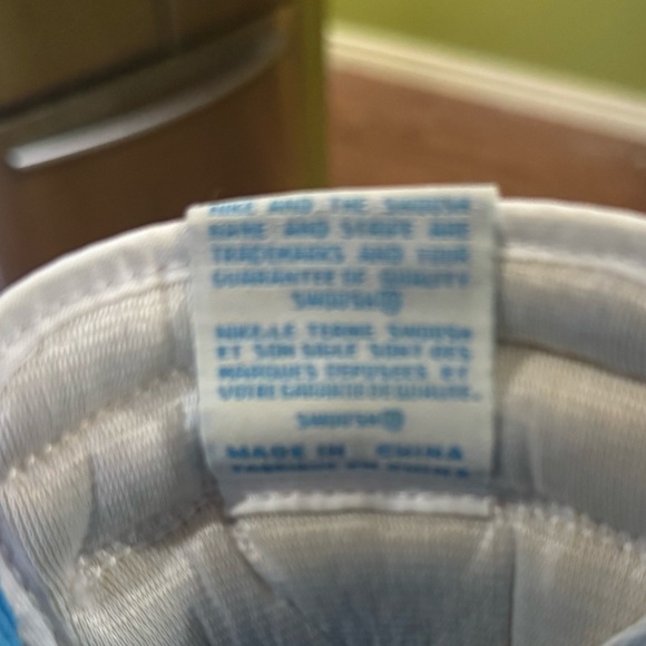 Jordan 1 Retro UNC (GS) 
Youth 7 = Woman’s 8.5 - Picture 10 of 15